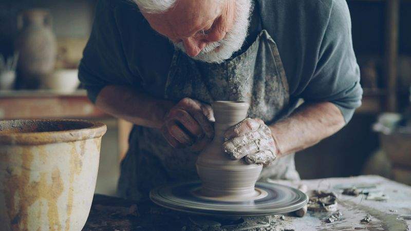 Pflege von Keramik im Alltag: Tipps für lange Freude an deinen Lieblingsstücken